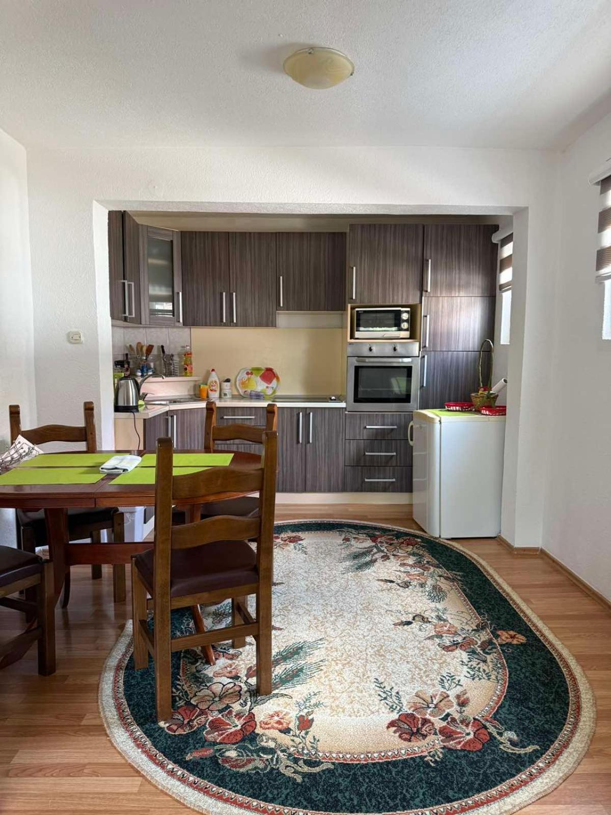 Comfort House Near Pyramides 비소코 외부 사진